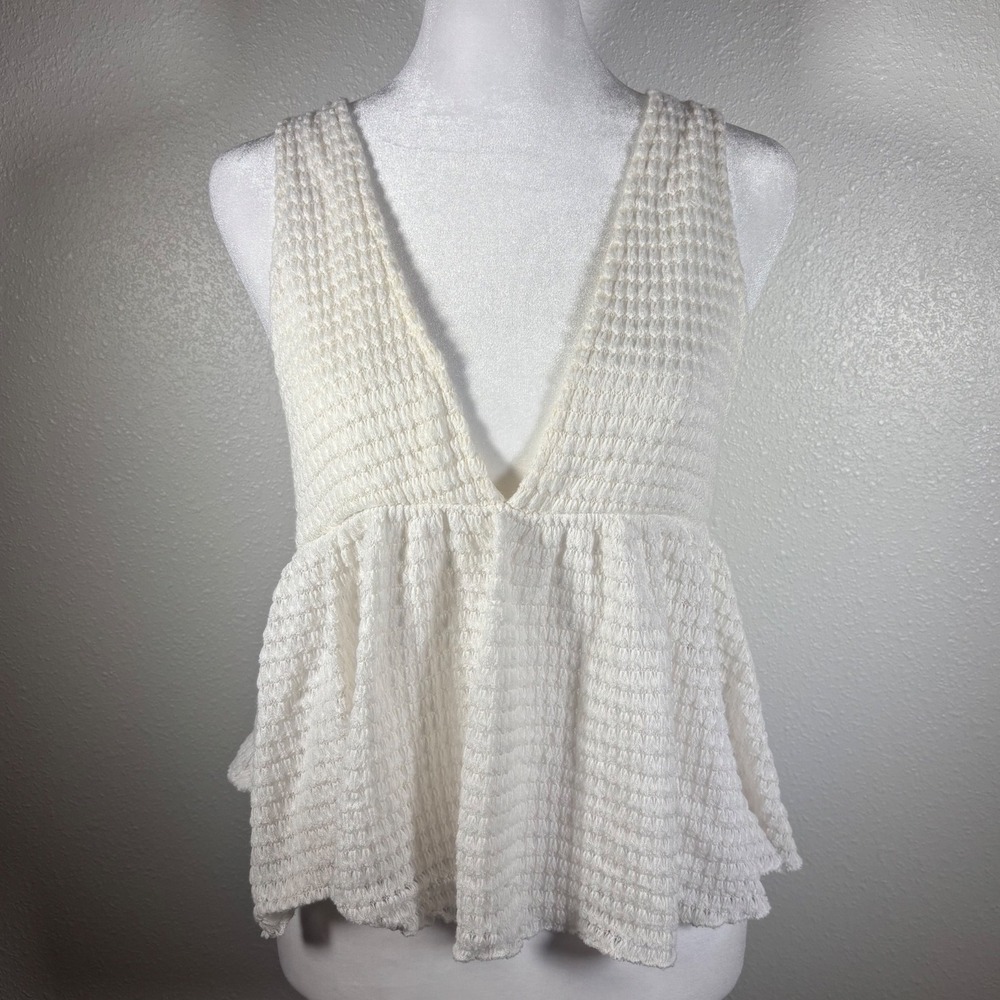White Textured Knit Deep V-Neck Peplum Babydoll Tank Top Size M Urban Outfitters